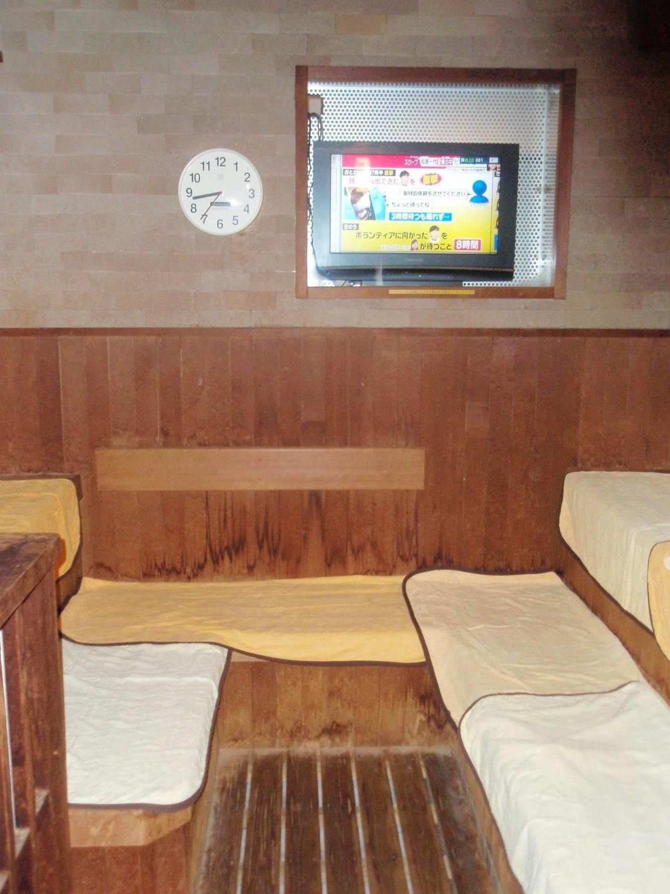 Capsule Hotel Kobe Sannomiya (Adults Only) Экстерьер фото